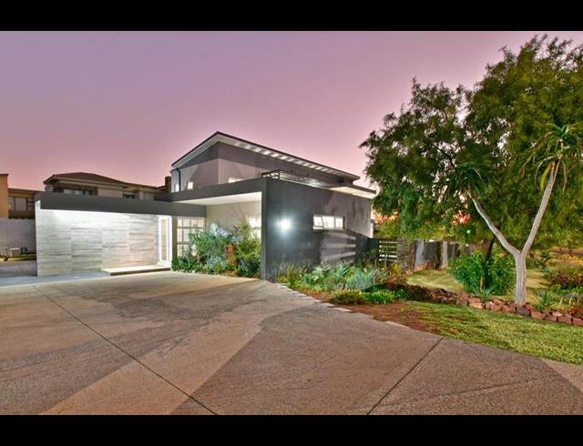 4 BEDROOM HOUSE FOR SALE IN EYE OF AFRICA